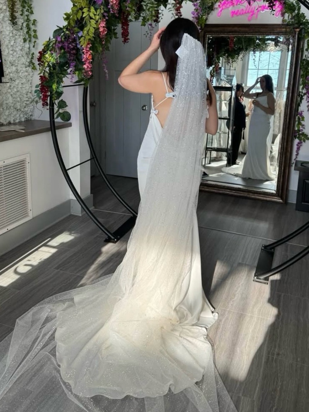 Bel Aire Bridal Sparkle Cathedral Veil NWT